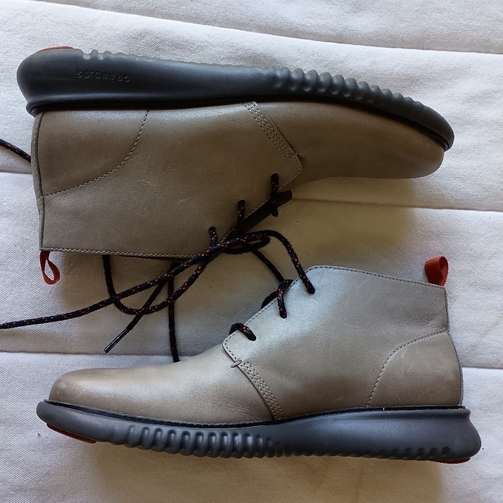 Cole Haan Gray Chukka Boots with Black Soles_7 - Picture 7 of 8